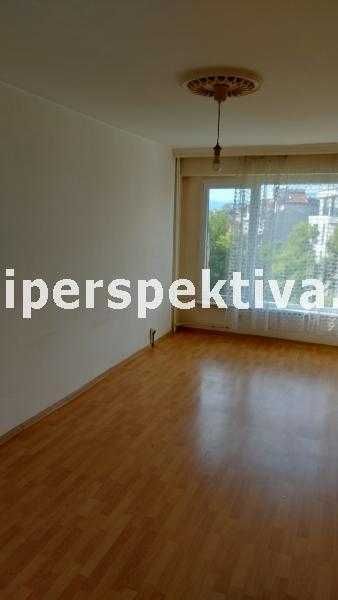 Продава се Тристаен апартамент в Пловдив, Кършияка - 88 кв.м за 1364 €/кв.м - Снимка #1