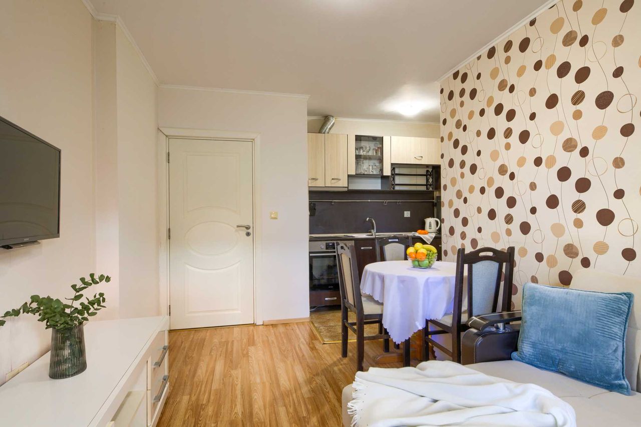 Дава се под наем Двустаен апартамент в Несебър - 60 кв.м за 178.5 € - Снимка #4