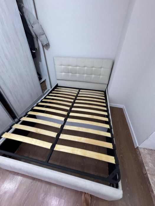 Диван сатылады , Срочно!