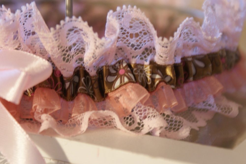 Jartiera mireasa NOUA hand made 100% in Romania Bridal garter