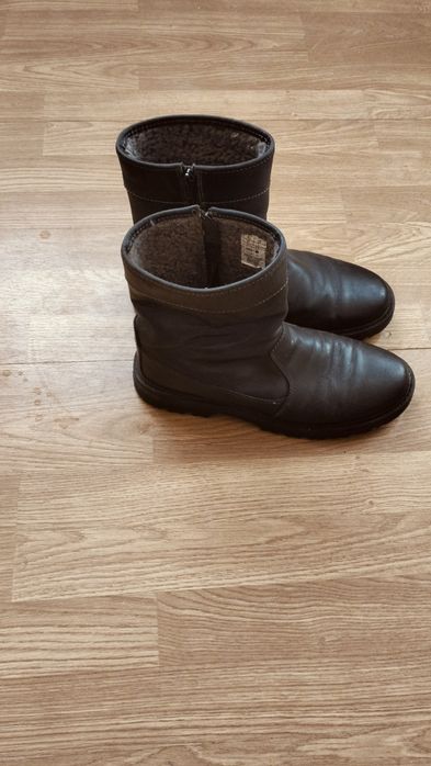 Vând cizme de bărbați în stare bună îmblănite