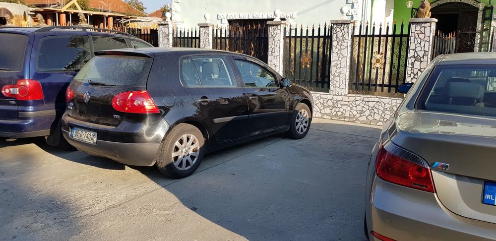 Dezmembrez Volkswagen  Golf  5 1.4 tipul BCA