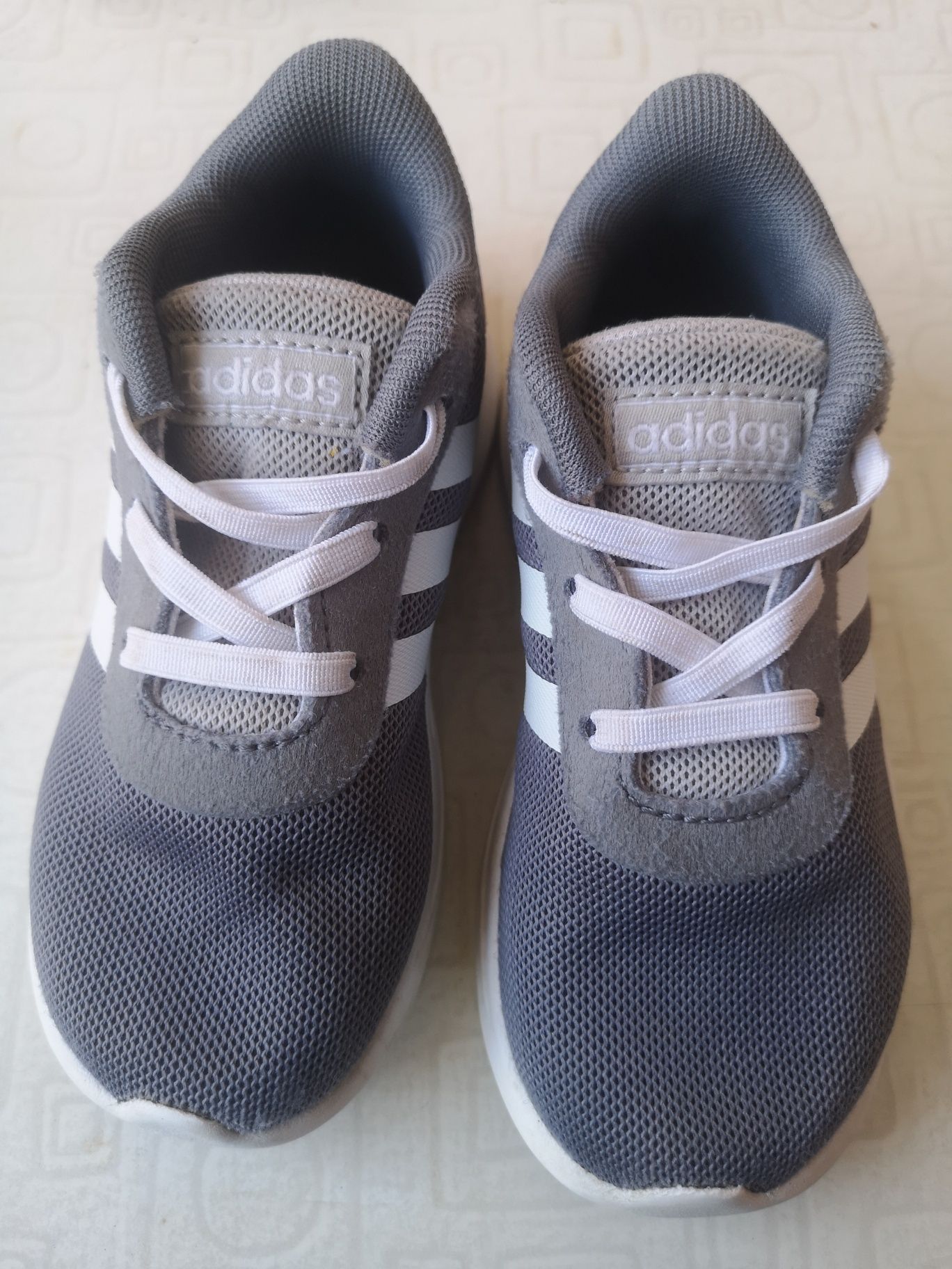 Маратонки Adidas