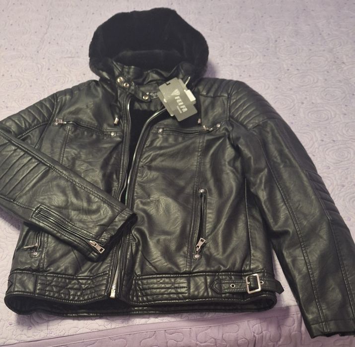 Дебело зимно,кожено яке с подвижна качулка и пухкава вата