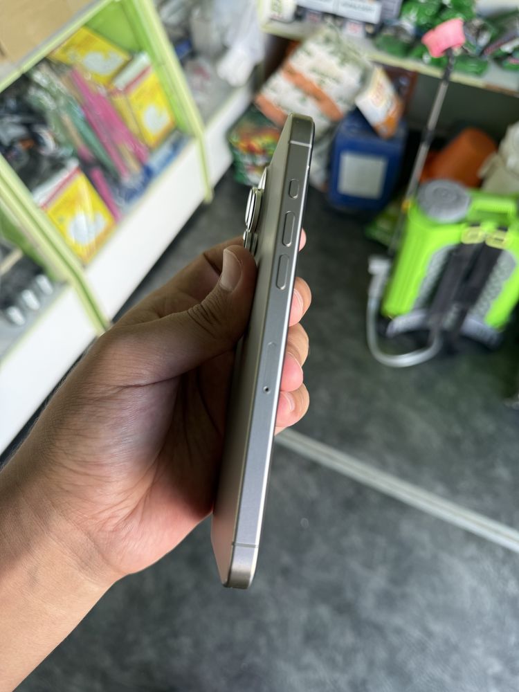Iphone 15 pro max 256 gb sim