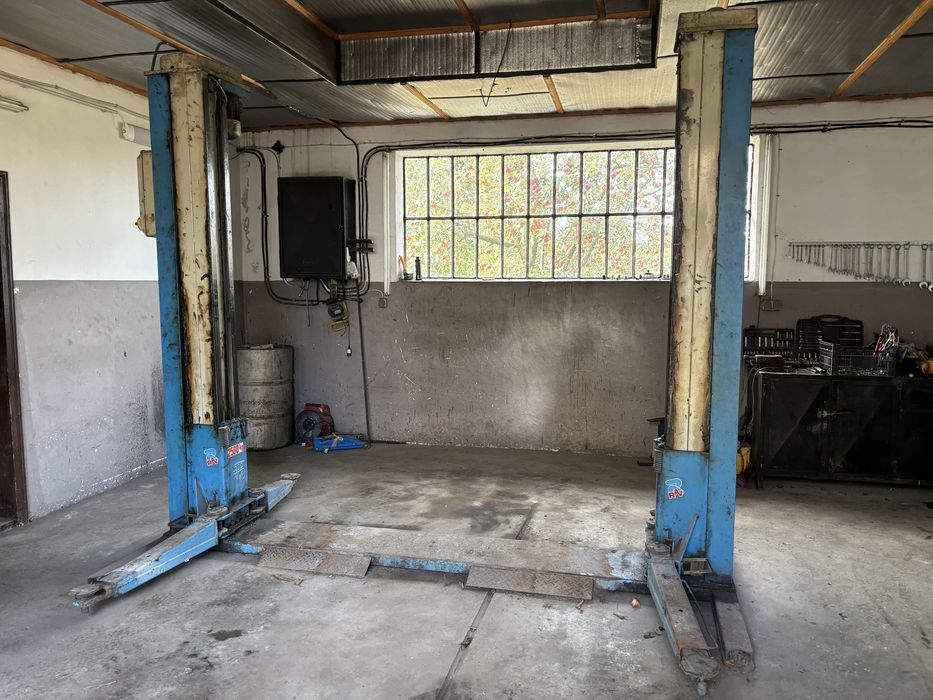 Elevator Ravaglioli 2.500 kg