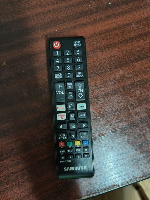 Vând telecomenzi Samsung