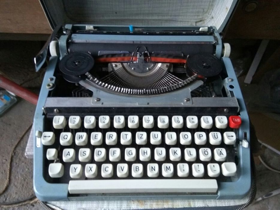 Mașină de scris Brother