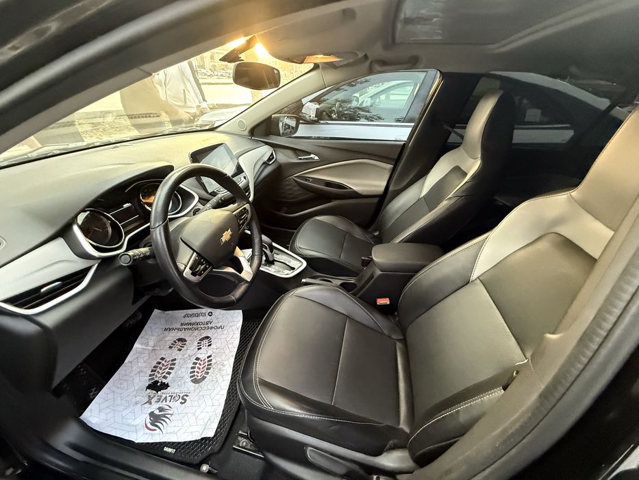 Onix Premier Plus