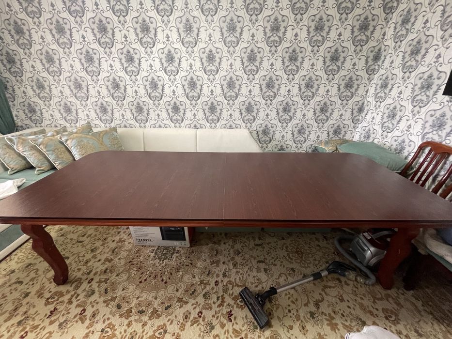 Столь для гостиной