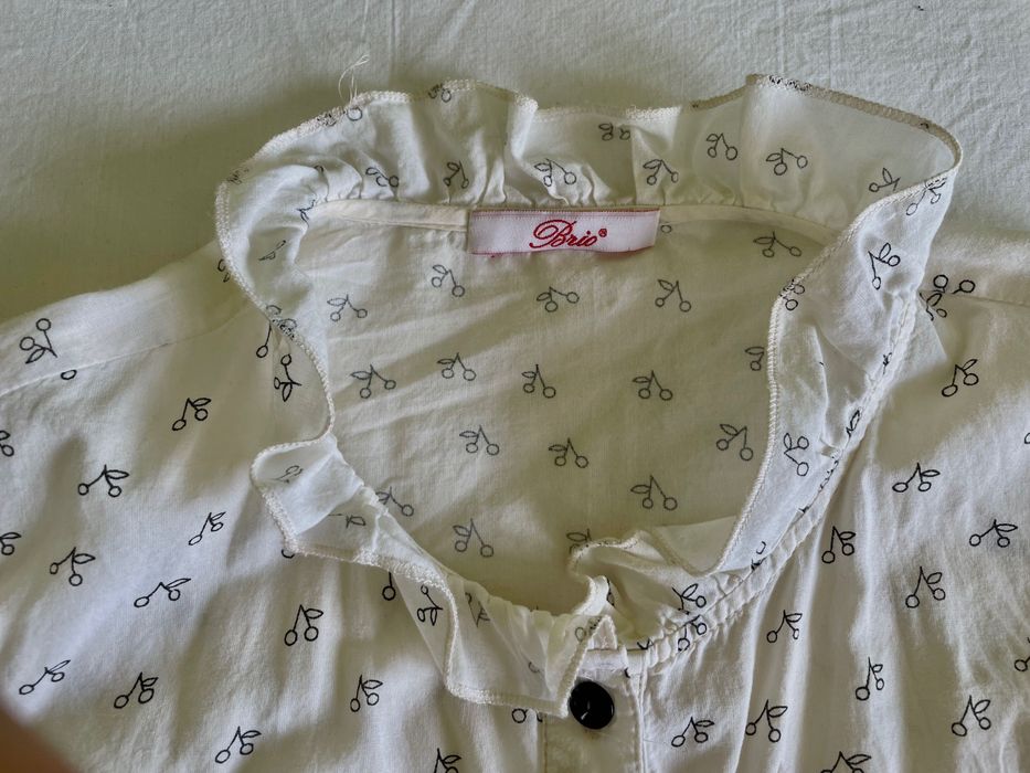 Bluza cu imprimeu cirese