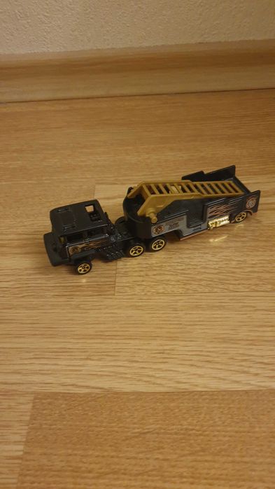 Детски колички,камиони Hot Wheels,Matchbox,карта на света,джип,булдозе
