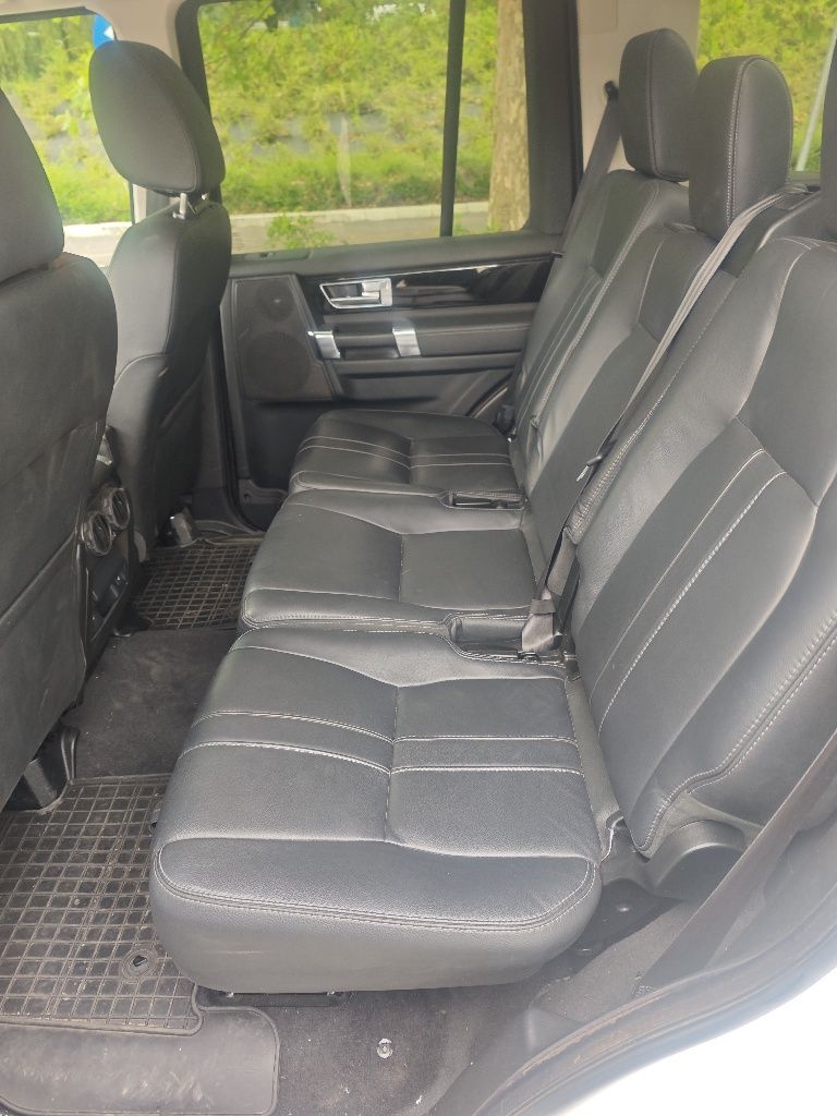 Land Rover Discovery 4