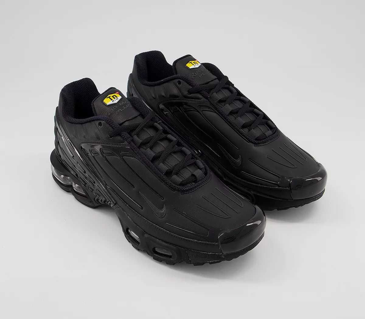 Обувки NIKE / Air Max Plus III Leather + КУТИЯ