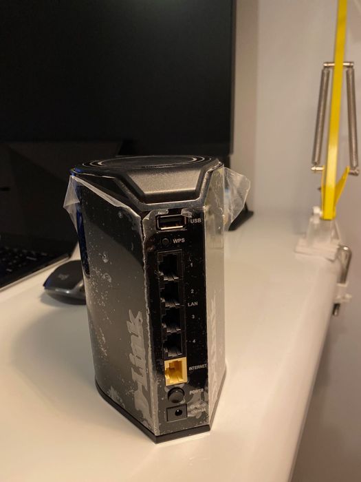 Router D-LINK 850L