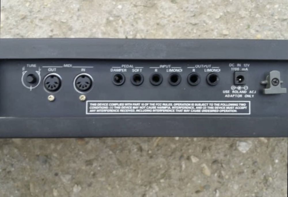 Roland ep7 IIe pian digital