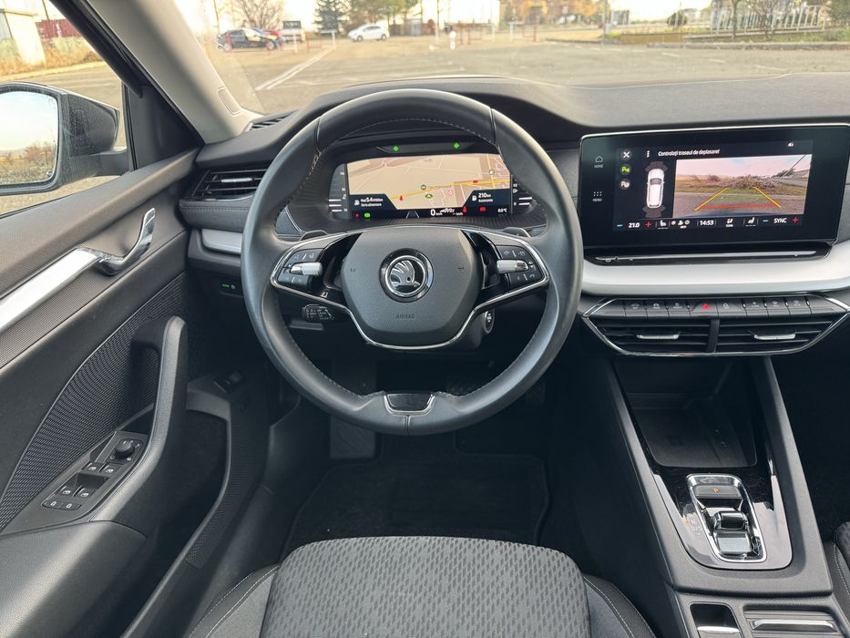 Skoda Octavia/Matrix/Virtual/Canton/Camera/Led/Ambientale