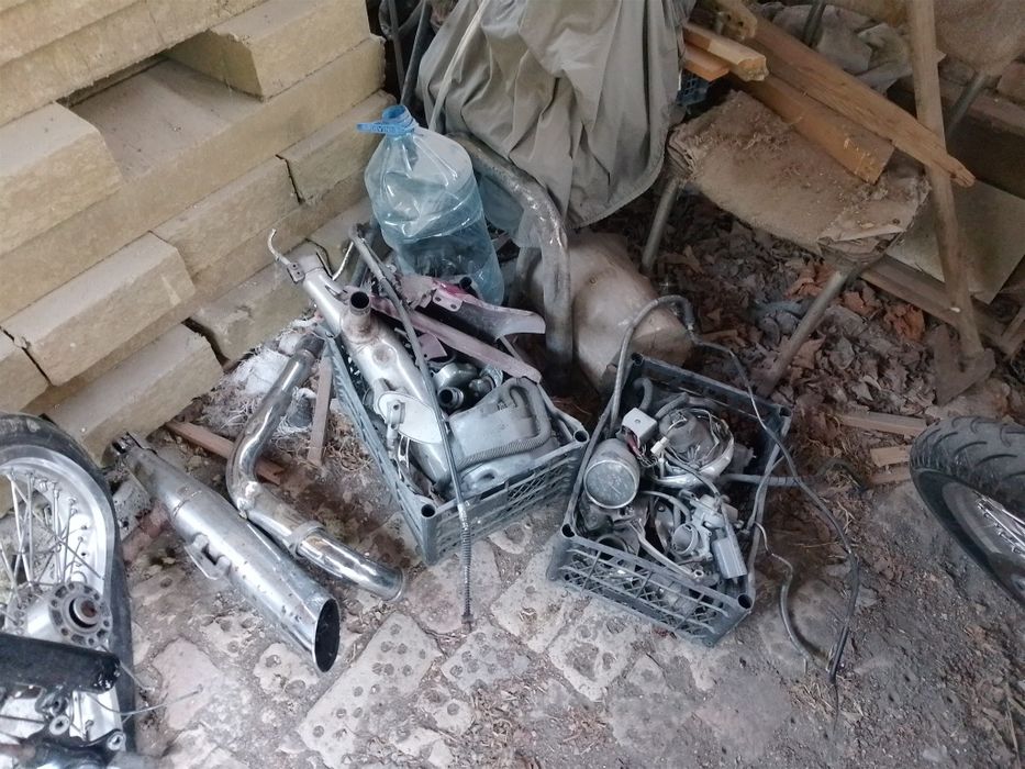 Сузуки интрудер на части