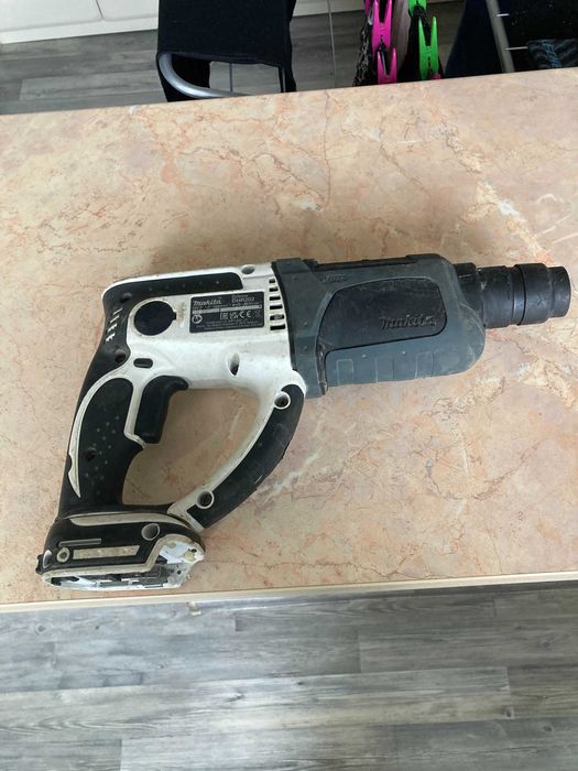 Акумулаторни перфоратори DeWalt и  Makita 18v