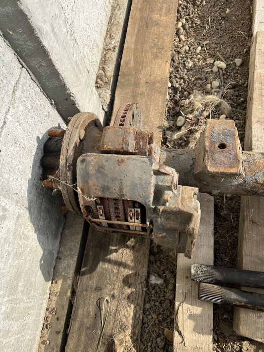 Punte spate renault midlum 7,5t