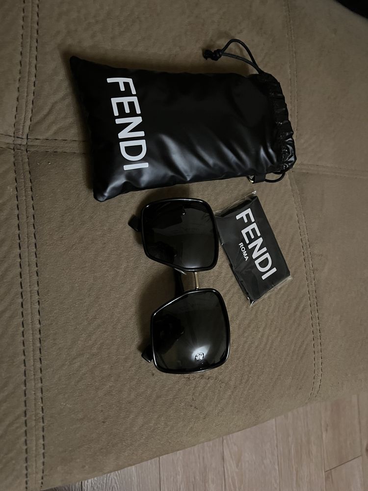 Очила Fendi