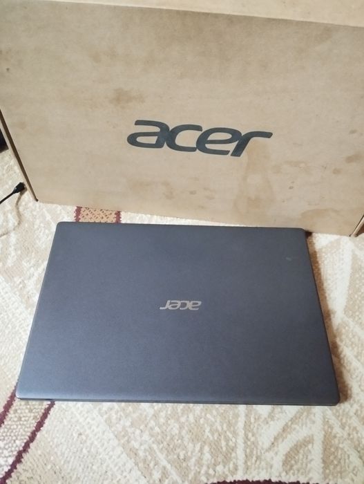 Acer aspire 3 i5 1035g1 +Nvidia mx330
