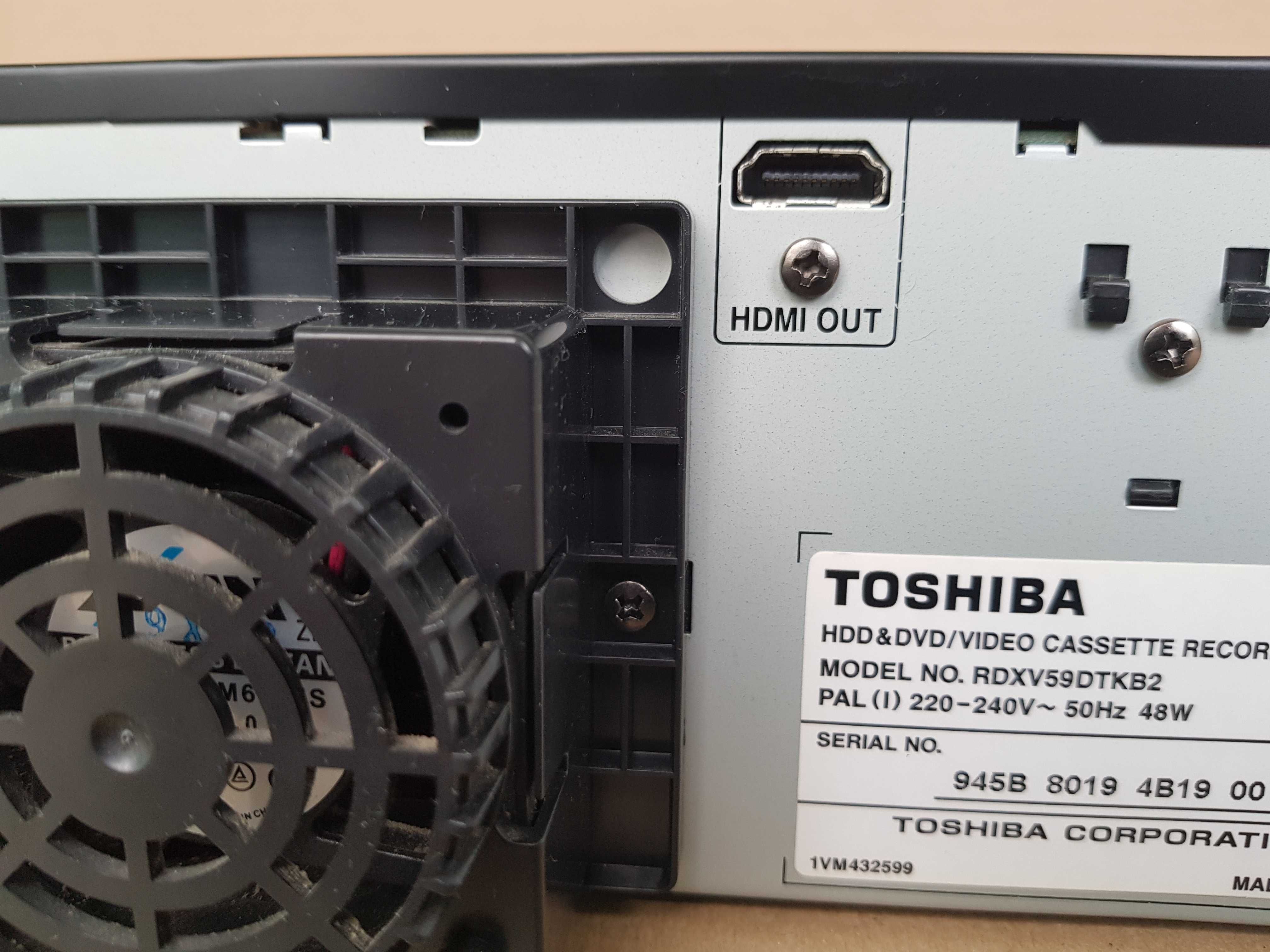 Toshiba RDXV59 HDD & DVD/Video Cassette Recorder