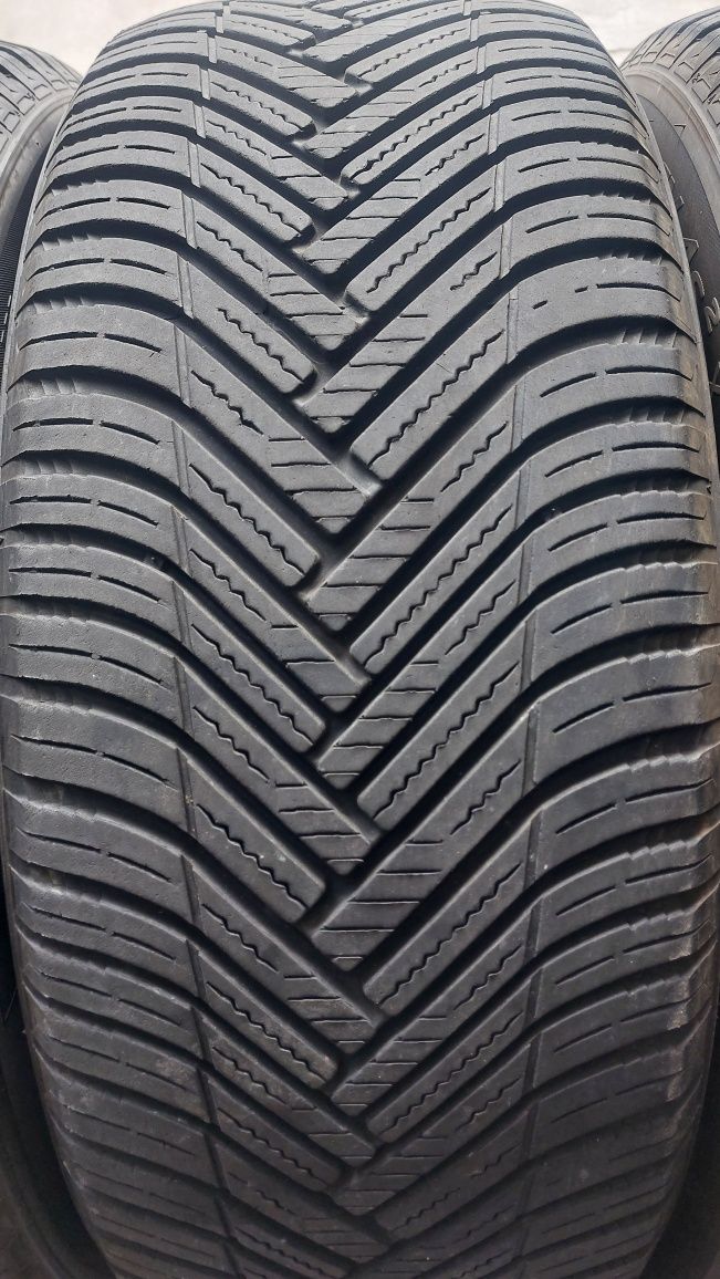 Всесезонни гуми 235/55/19 Hankook Kinergy 4S 4 броя