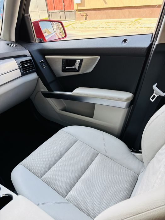 Vând Mercedes Benz GLK 3200,4matic,V6