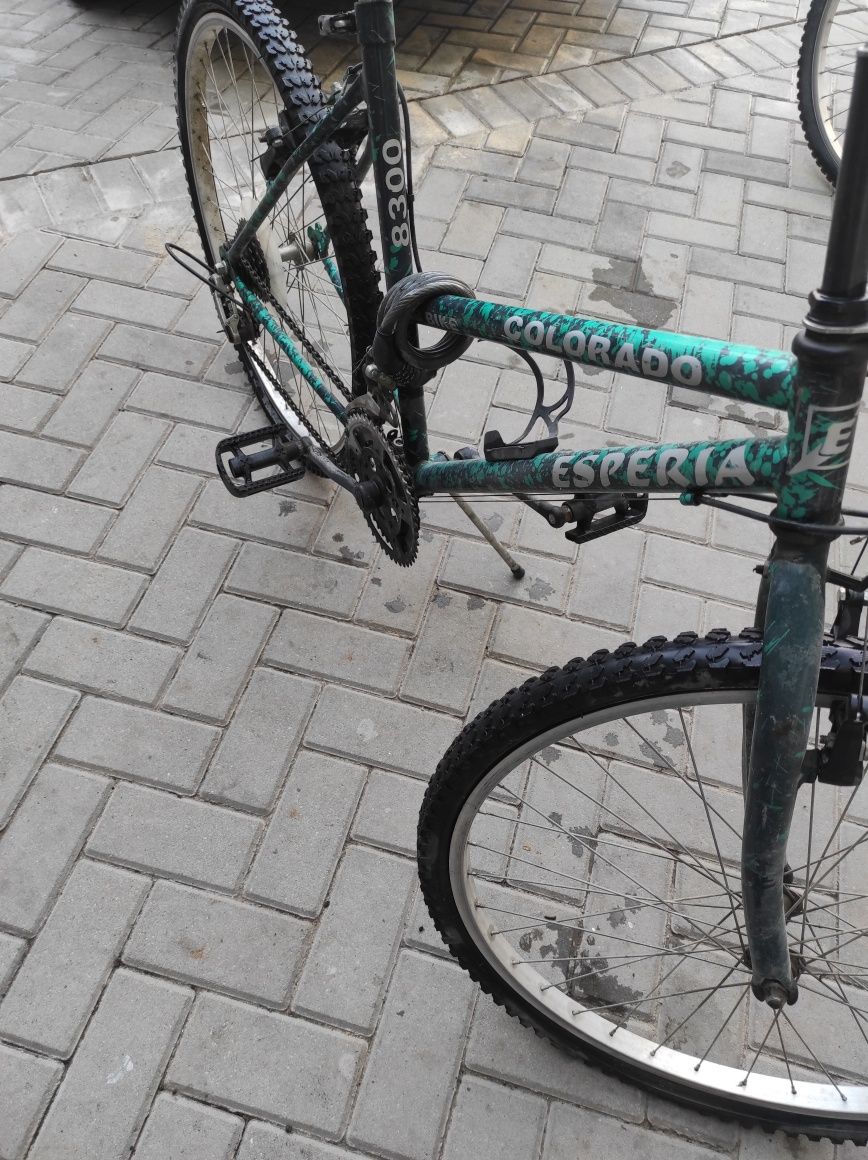 Bicicleta model pentru fete