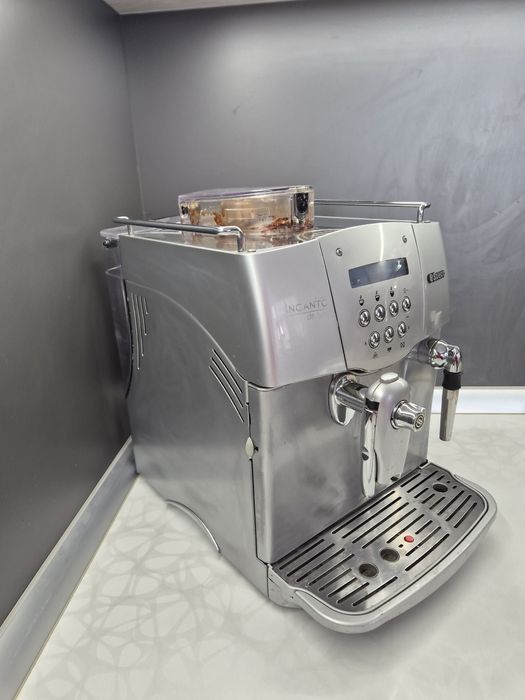 Кафе автомат Saeco Incanto de luxe