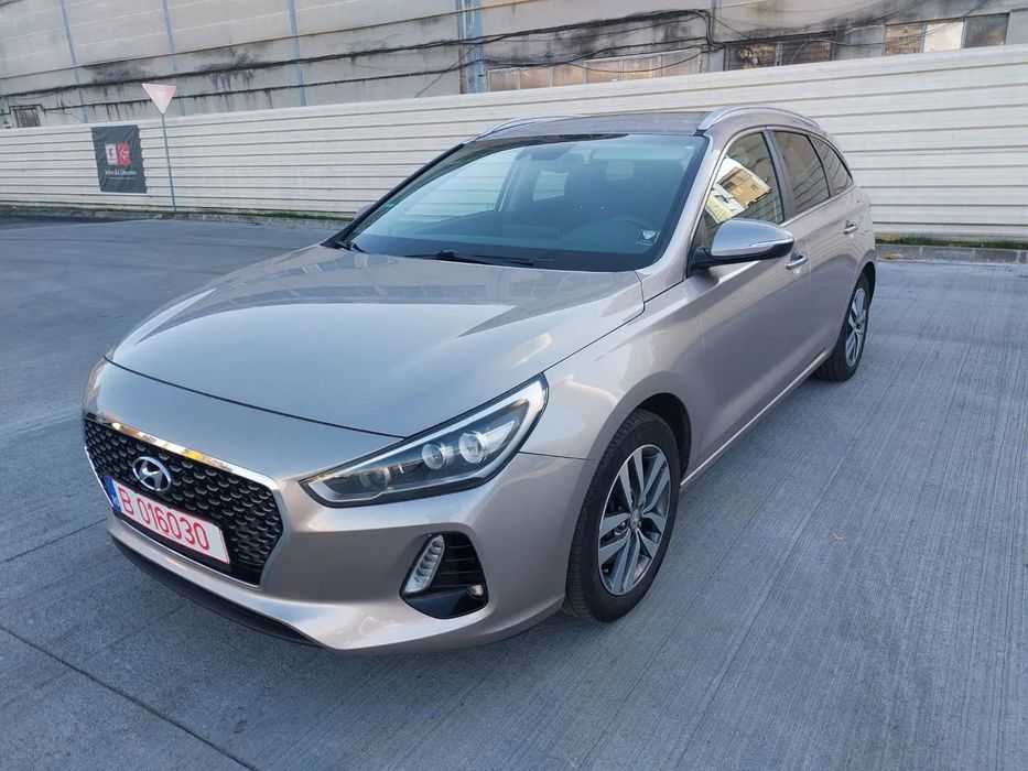 Hyundai I30 Vand hyundai I30, premium, in stare perfecta.