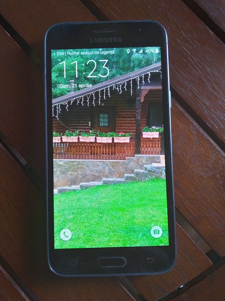 Telefon si tableta Samsung. Telefon HTC One.