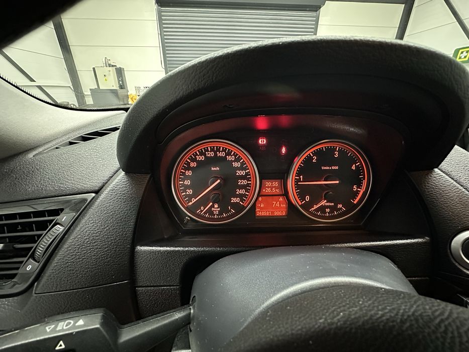 BMW X1 2013 sdrive18i
