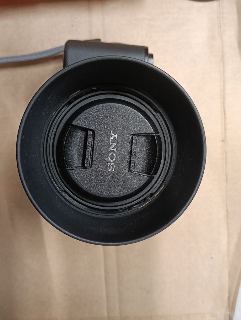 Обектив SONY FE 50mm F1.8
