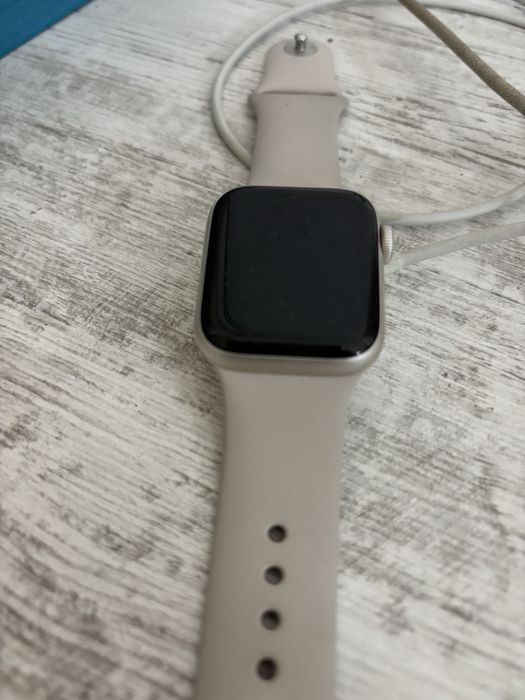 Apple watch se 2nd gen 40mm gps