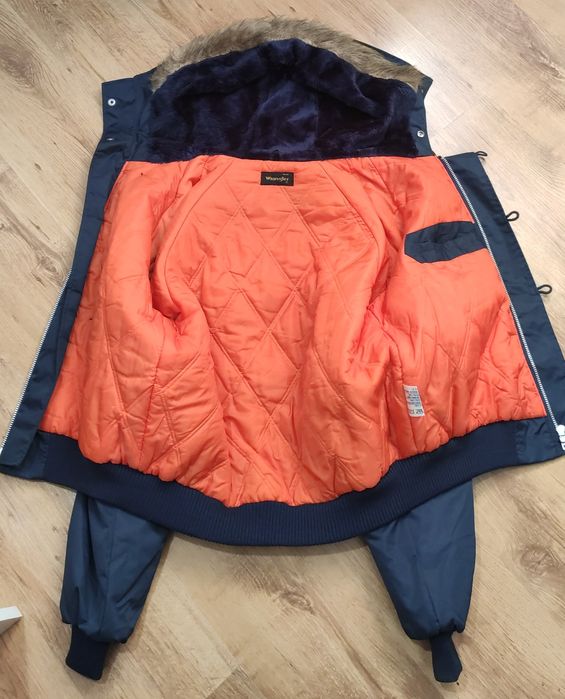 Geaca bomber Wrangler US Army marimea 48/52 M/L