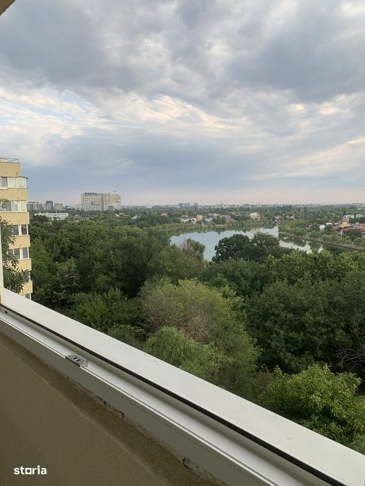 Apartament 4 camere Doamna Ghica - vedere frontala spre Parc Plumbuita