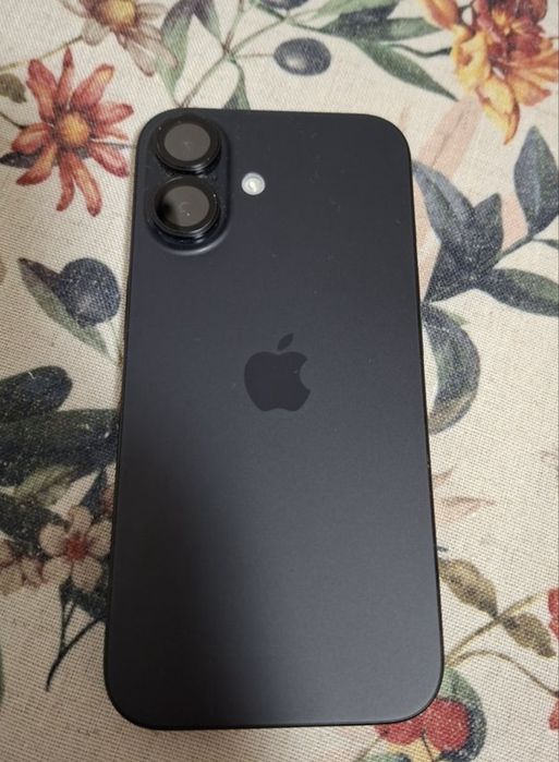 iPhone 16, 100% baterie, garantie 2027, full box, ca nou !!!