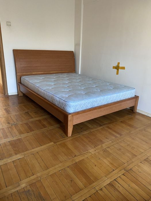 Кровать двухспальная