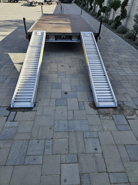 Trailer  drept cu podul plin pentru excavator bob cat stivuitorhumbaur