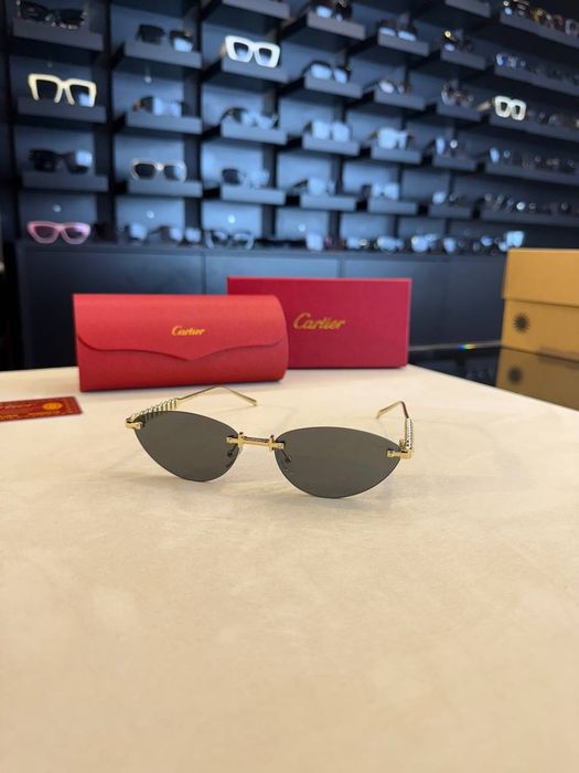 Дамски слънчеви очила