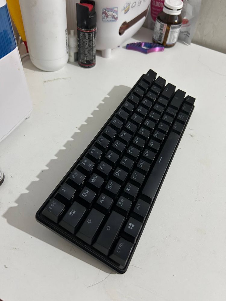 Игровая мышь Logitech G Pro Superlight и игровая клавиратура HyperX