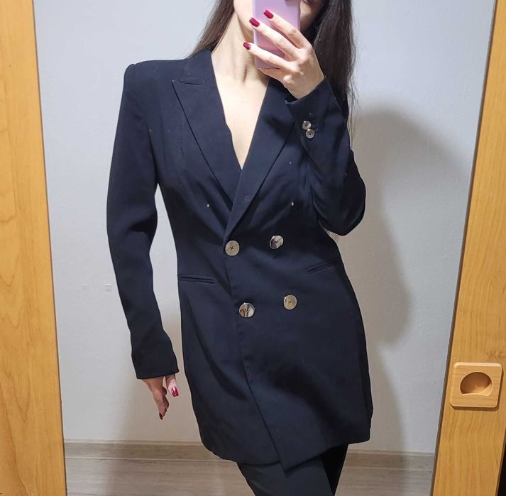 Черно сако със средна дължина Zara