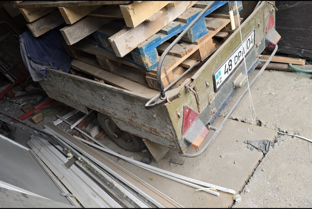 Продам прицеп. Аккуратный. Не большой