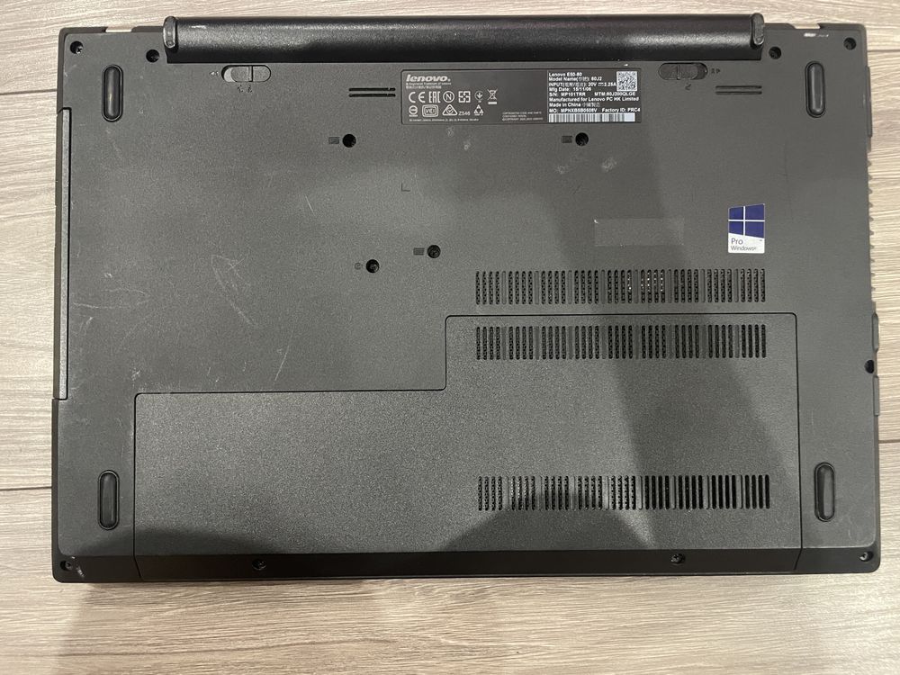 Laptop Lenovo E51