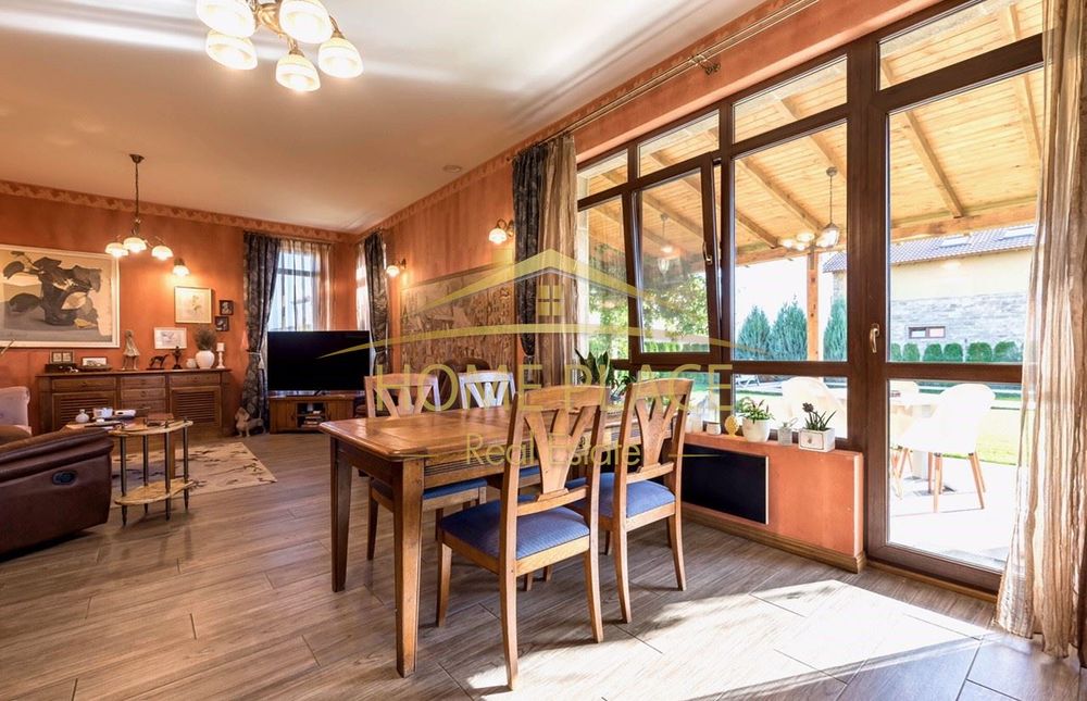 Продава се Къща в с. Приселци, Област Варна - 330 кв.м за 1455 €/кв.м - Снимка #12