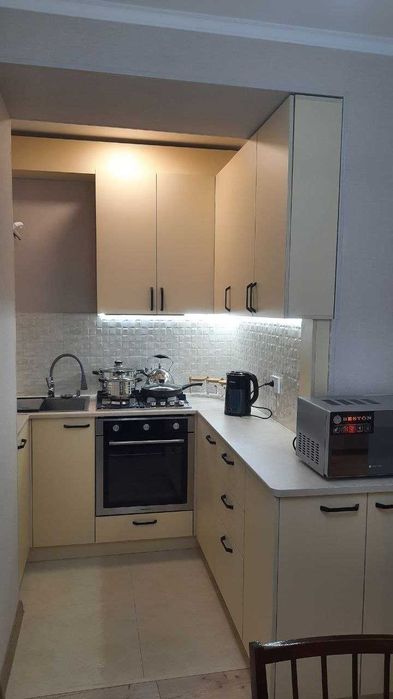 Сдаётся 2 комнатная квартира в центре! 65 кв.м метро "Минг Урик"  БКС