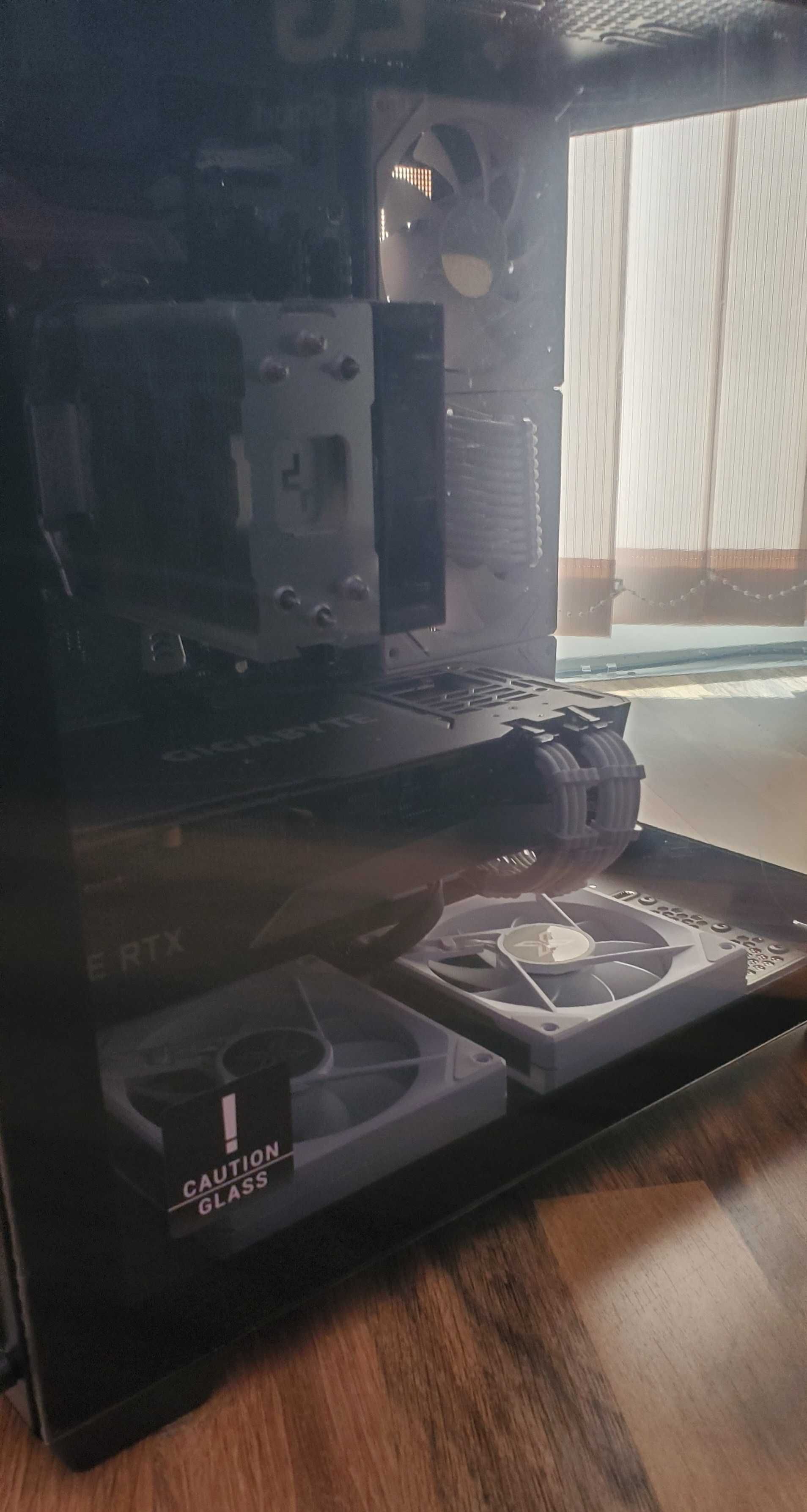 Геймърски Компютър: Ryzen 5 3600/32GB/RTX 3070 8GB/512GB SSD/1TB HDD
