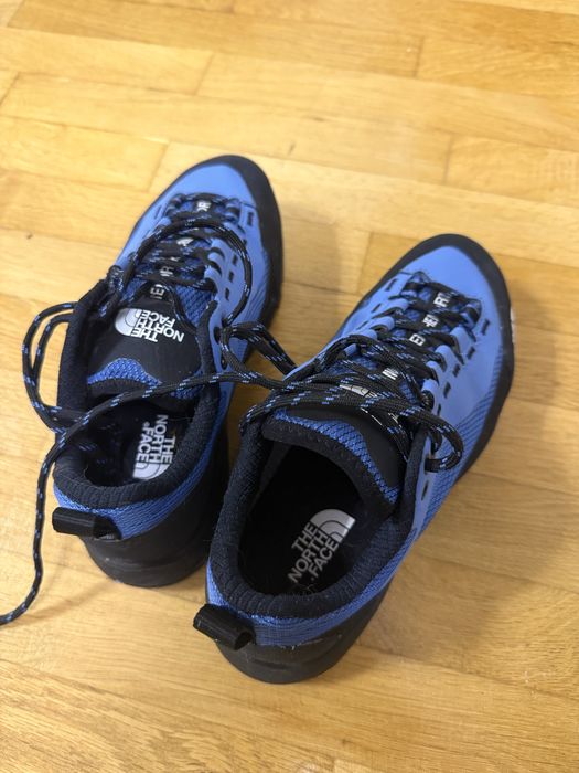 Bocancei impermeabili North Face